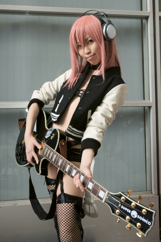 原创 原来欧洲踢球的亚洲一哥不是孙兴慜!网友:国足落后日韩50年!【电竞平台】(图2) 乐鱼体育