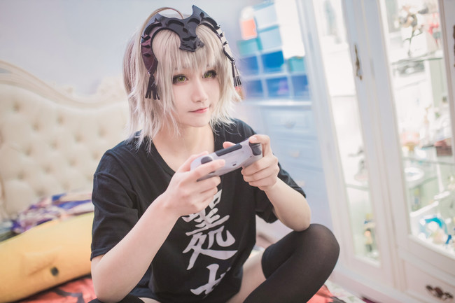 乐鱼体育:提高三个“自觉”全面深化改革_时事政治_中公教育网(图1) 足球直播